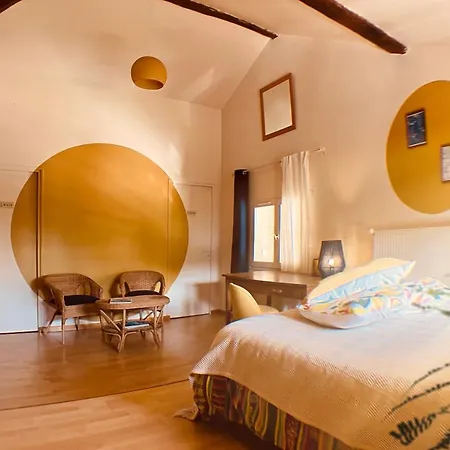 Le Repaire De La Reveuse 住宿加早餐酒店