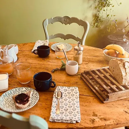 Bed & Breakfast Le Repaire De La Reveuse