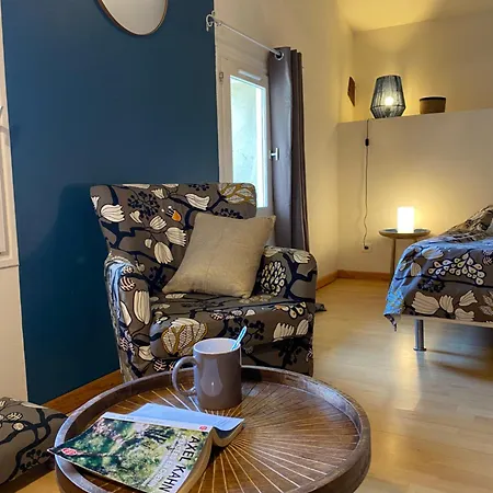 Le Repaire De La Reveuse Bed & Breakfast