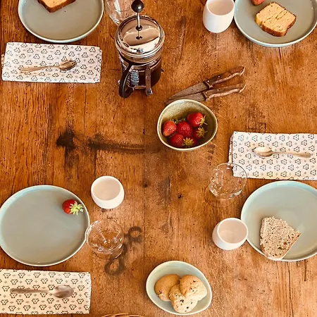 Bed & Breakfast Le Repaire De La Reveuse *