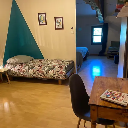 Bed & Breakfast Le Repaire De La Reveuse Saint-Frajou